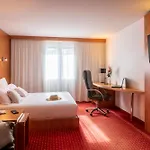Cerise Bordeaux Aeroport 3*