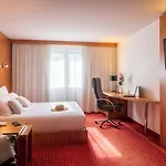 Отель Cerise Bordeaux Aeroport