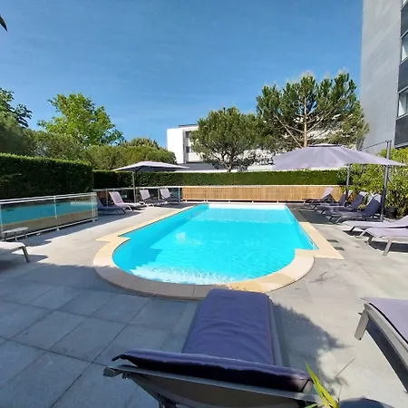 Hotel Cerise Bordeaux Aeroport